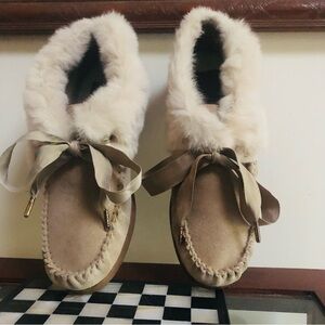 Tori Burch Aberdeen Suede Fur Lined Bow Slippers